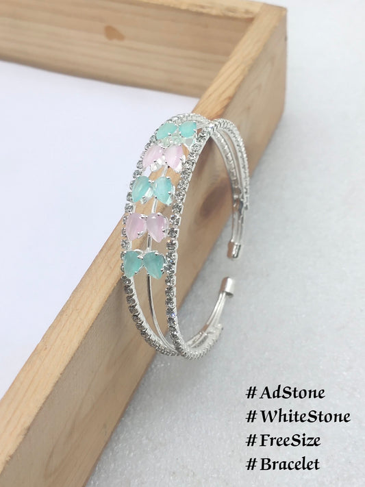 1PCS ADSTONE WITH WHITE STONE FREE SIZE BRACELET