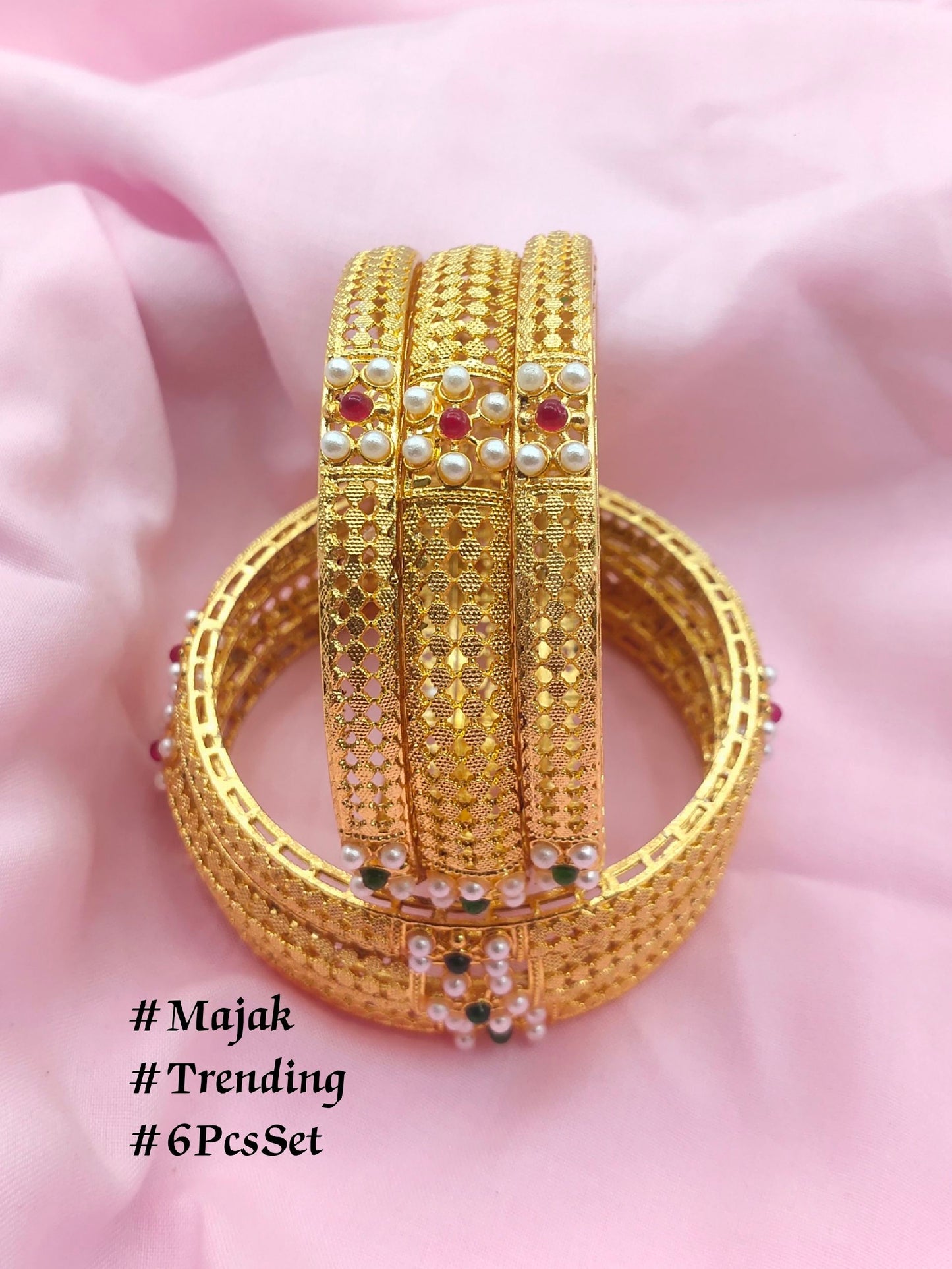 6PCS BANGLES SET IN PEARL MOTI WITH RUBY GREEN SET IN GOLD